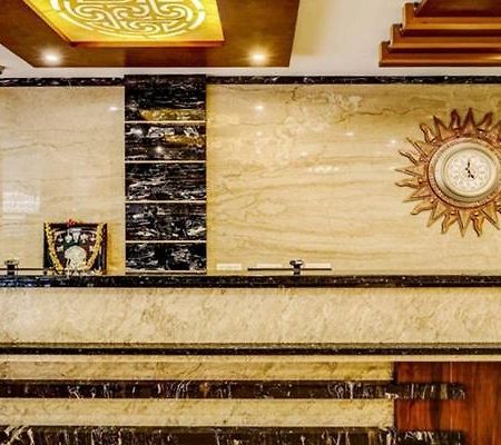 Hotel U.T.Elegance Bangalore Extérieur photo