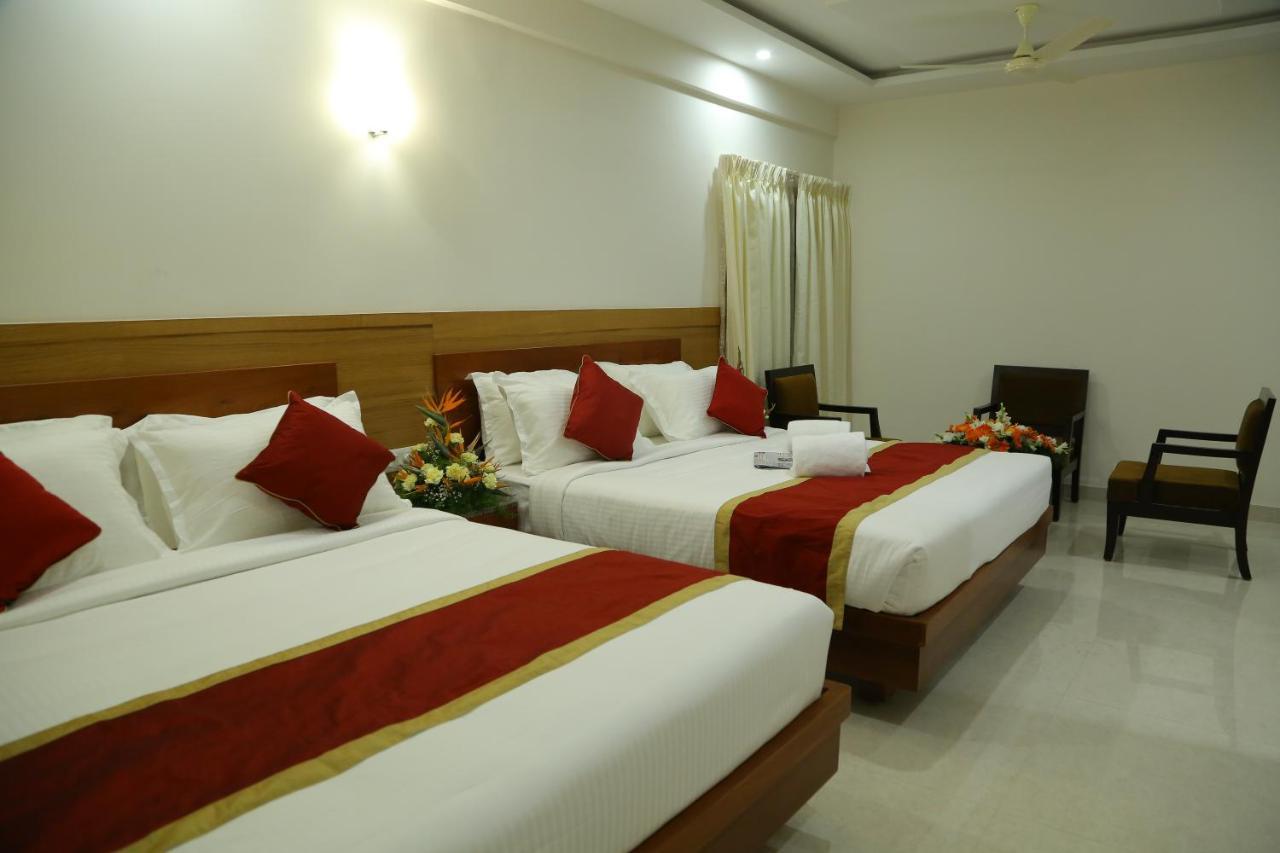 Hotel U.T.Elegance Bangalore Extérieur photo