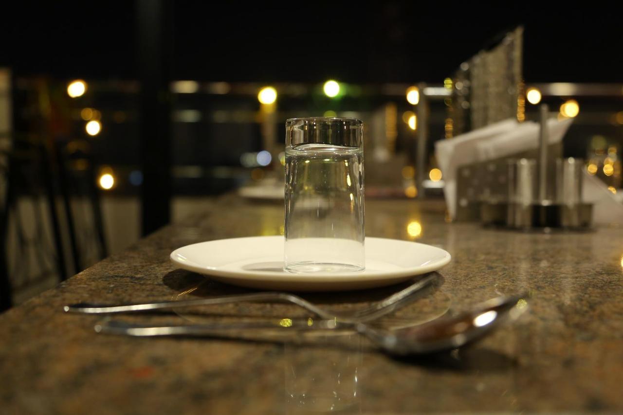 Hotel U.T.Elegance Bangalore Extérieur photo