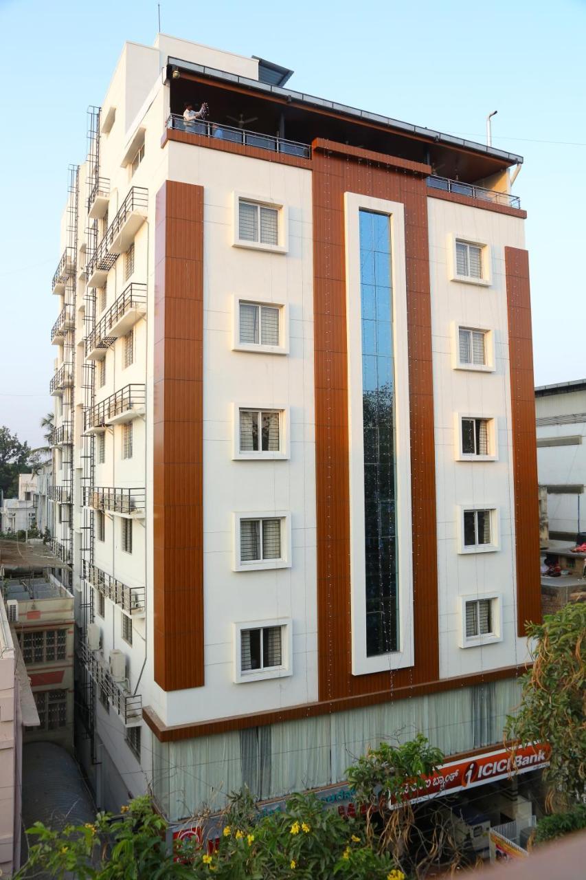 Hotel U.T.Elegance Bangalore Extérieur photo