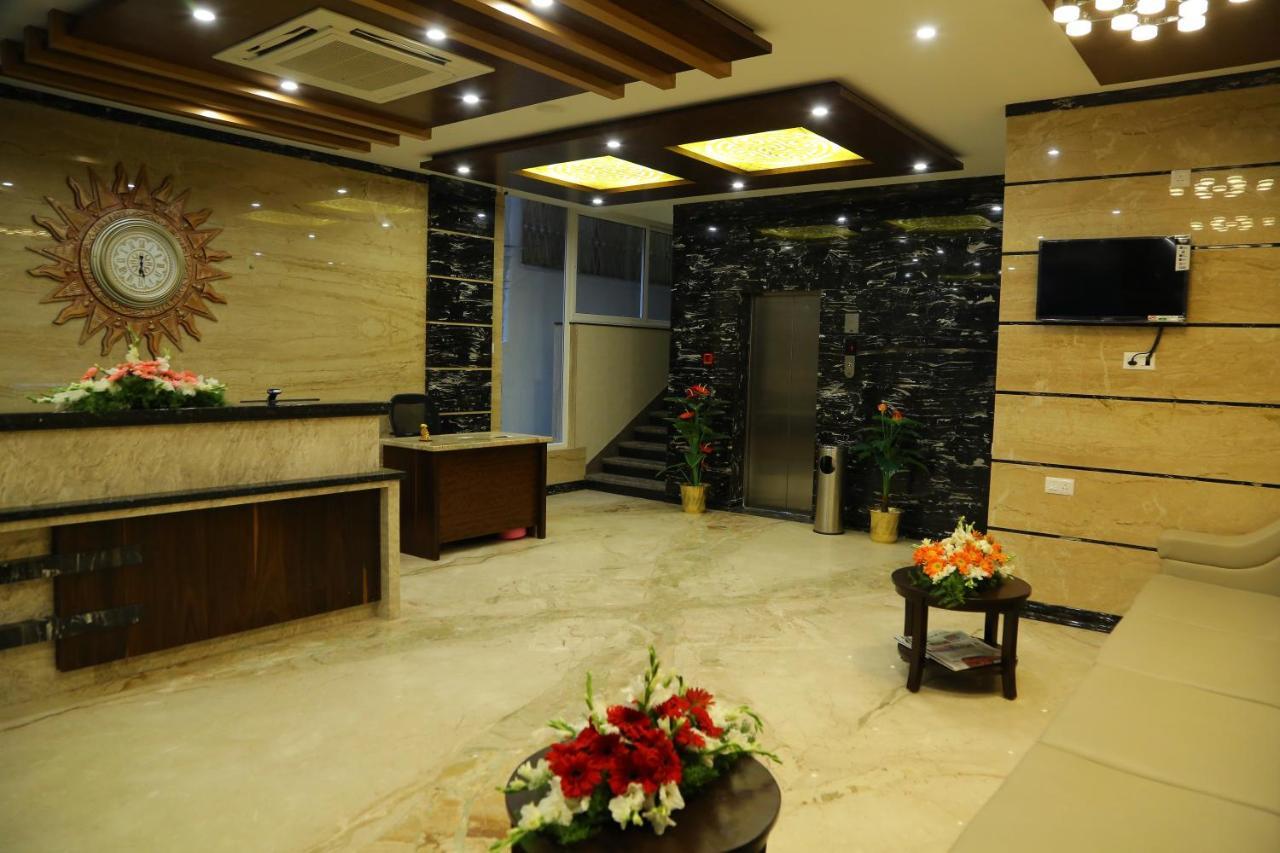 Hotel U.T.Elegance Bangalore Extérieur photo