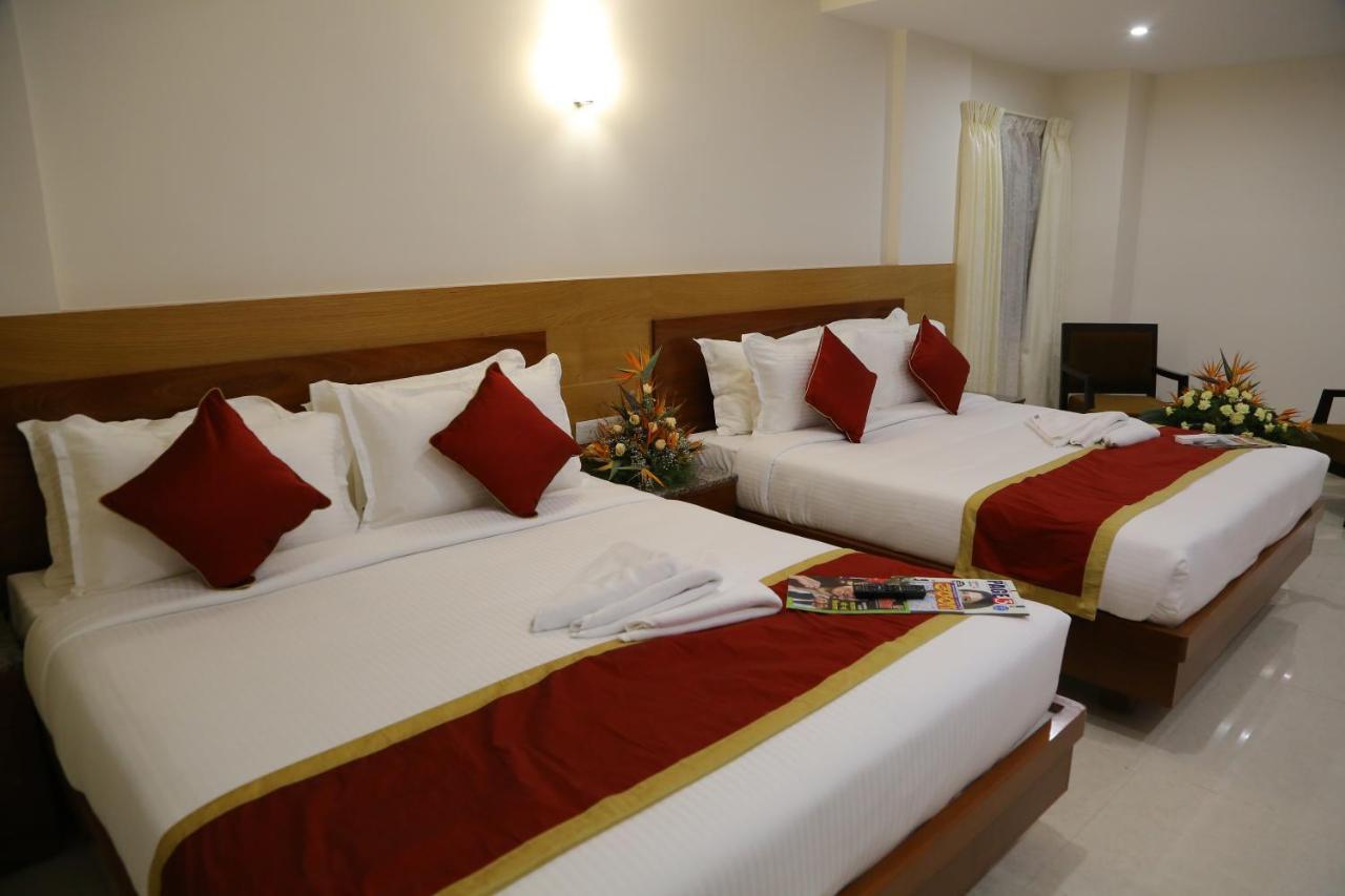 Hotel U.T.Elegance Bangalore Extérieur photo